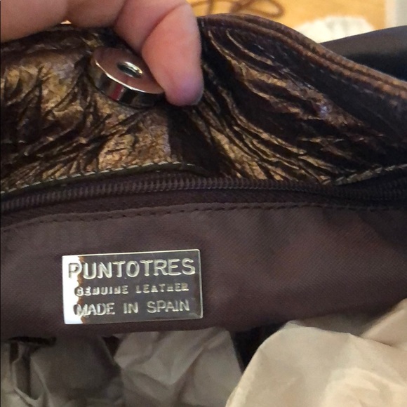 Bronzed leather PuntoTres handbag - Picture 7 of 11